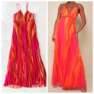 NWOT Lulus Lovely Boldness Orange Multi Watercolor Pleated Maxi Dress Large